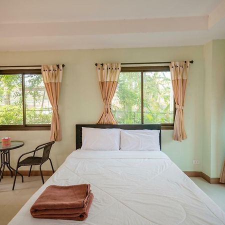 Banlanna Hotel Lampang Bagian luar foto