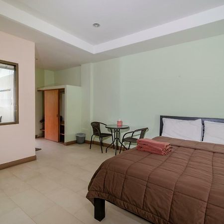 Banlanna Hotel Lampang Bagian luar foto