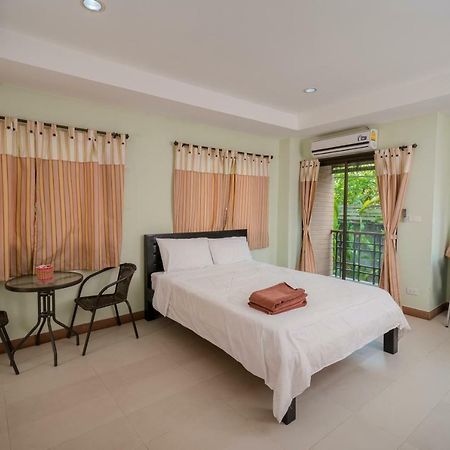 Banlanna Hotel Lampang Bagian luar foto