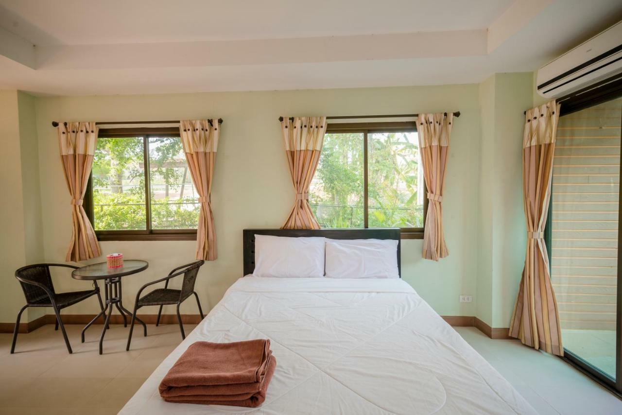 Banlanna Hotel Lampang Bagian luar foto