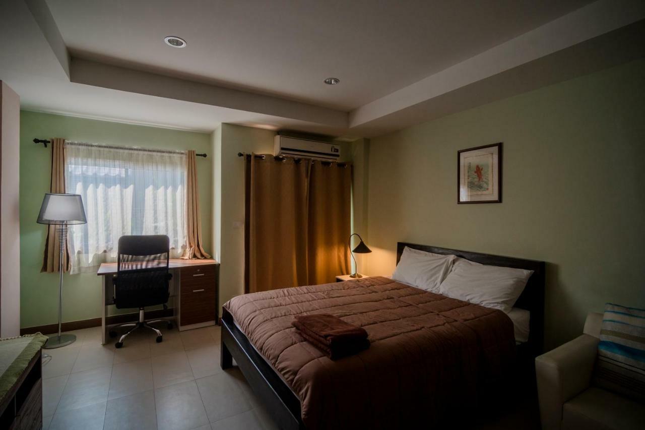 Banlanna Hotel Lampang Bagian luar foto