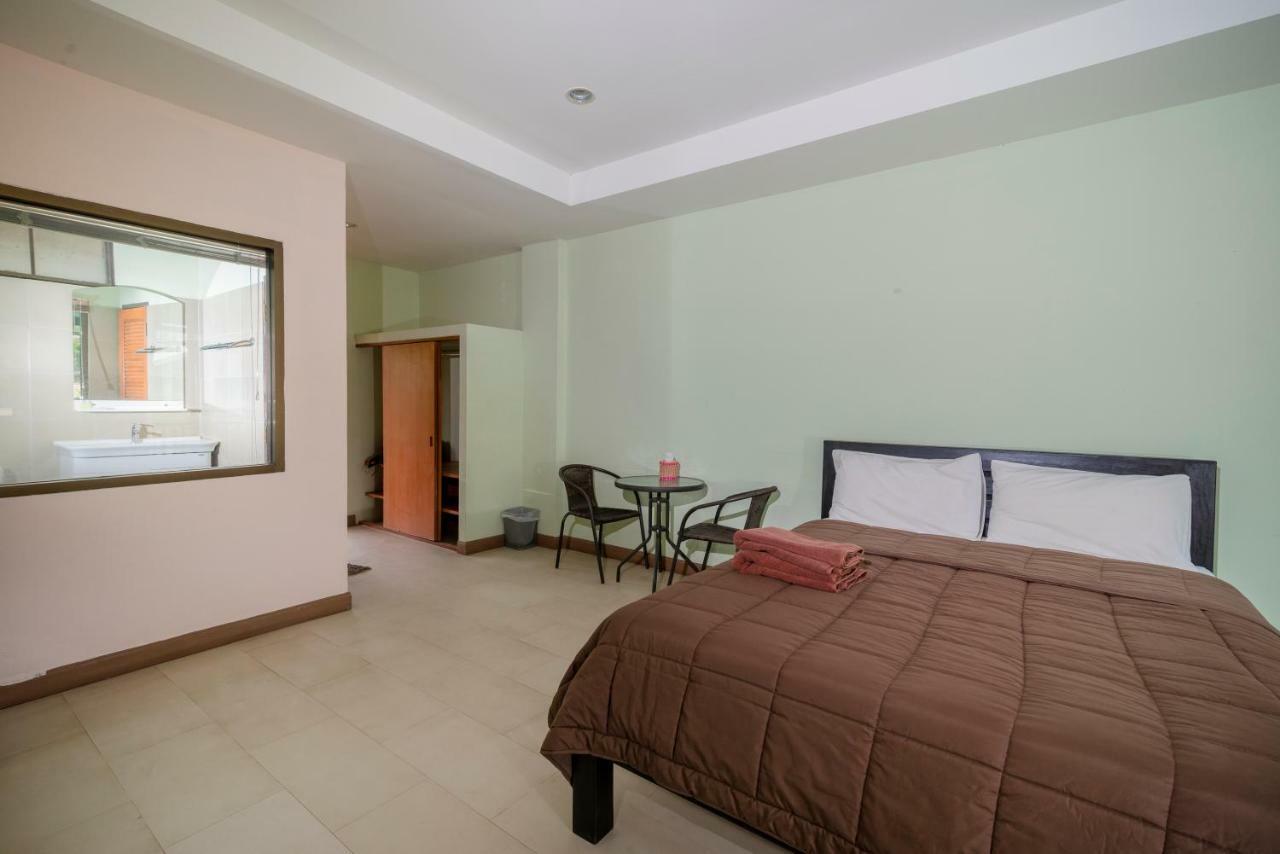 Banlanna Hotel Lampang Bagian luar foto