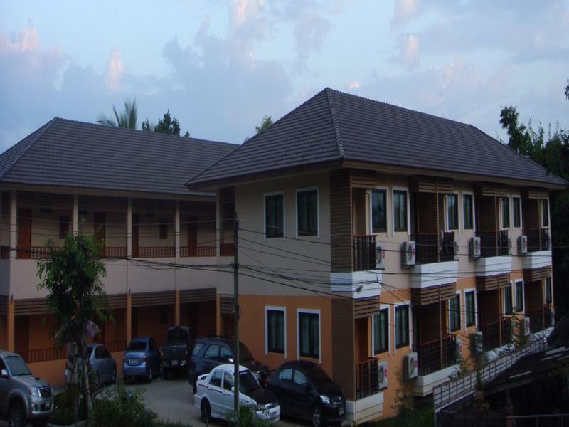 Banlanna Hotel Lampang Bagian luar foto