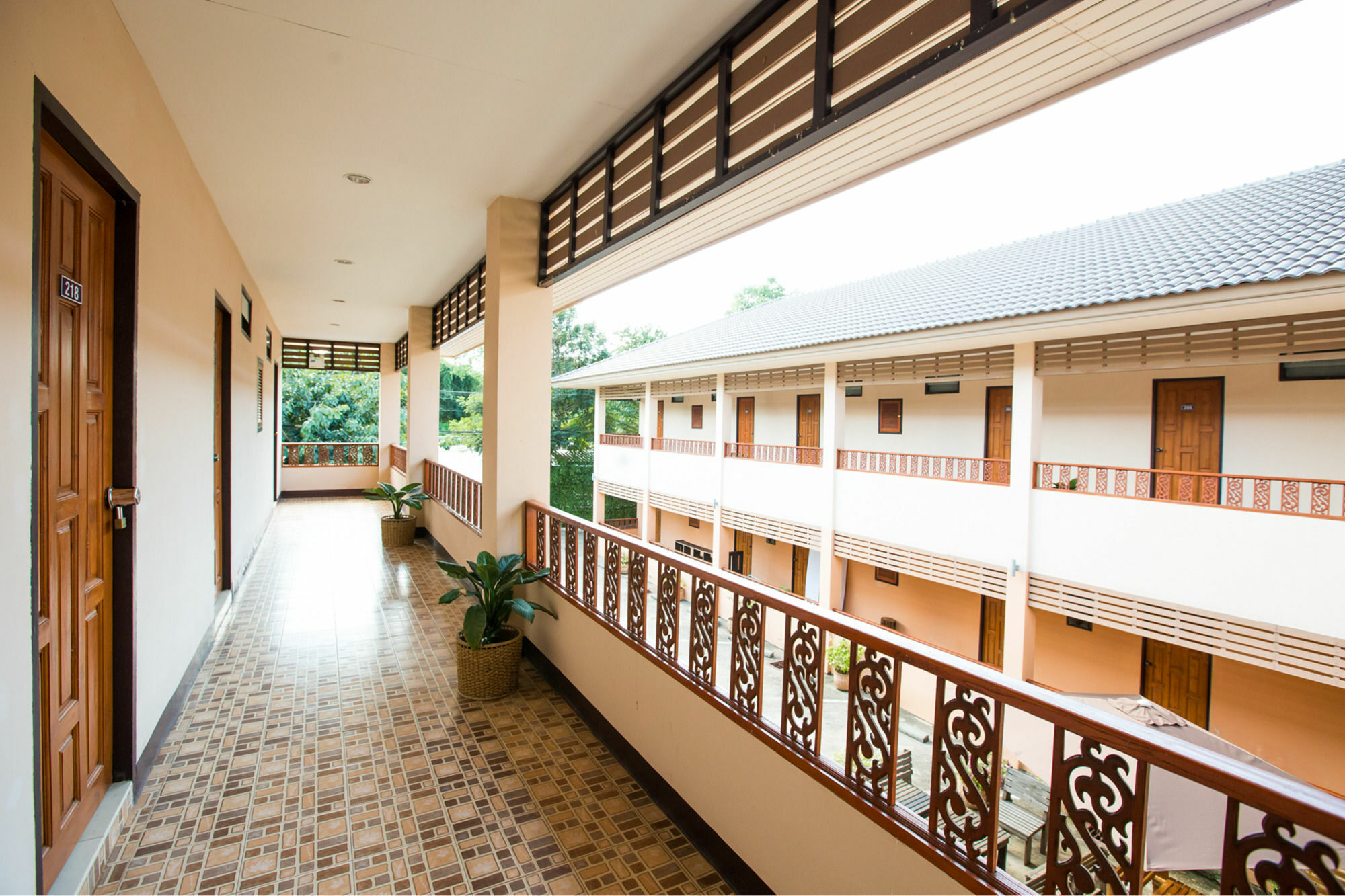 Banlanna Hotel Lampang Bagian luar foto