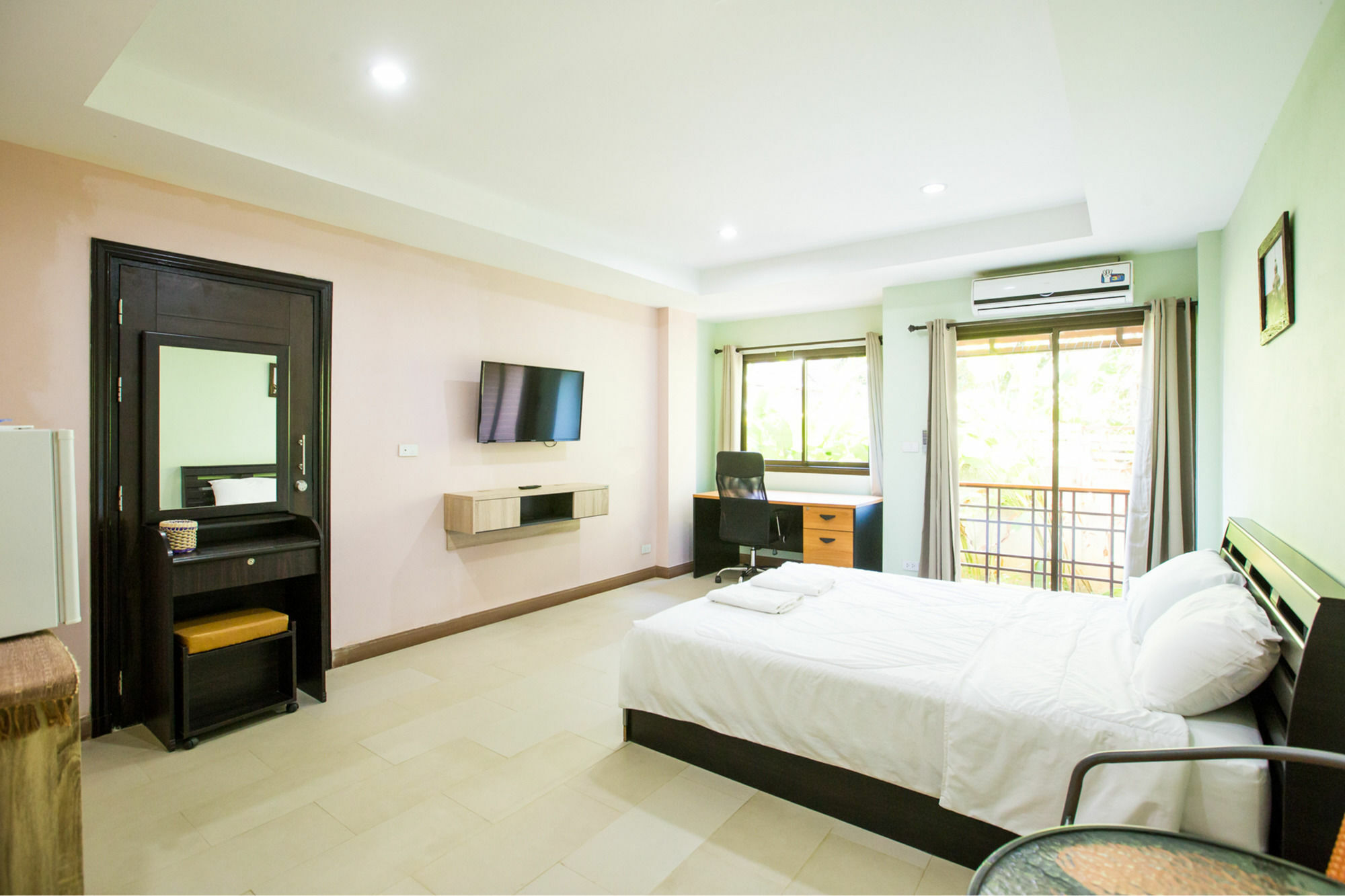 Banlanna Hotel Lampang Bagian luar foto