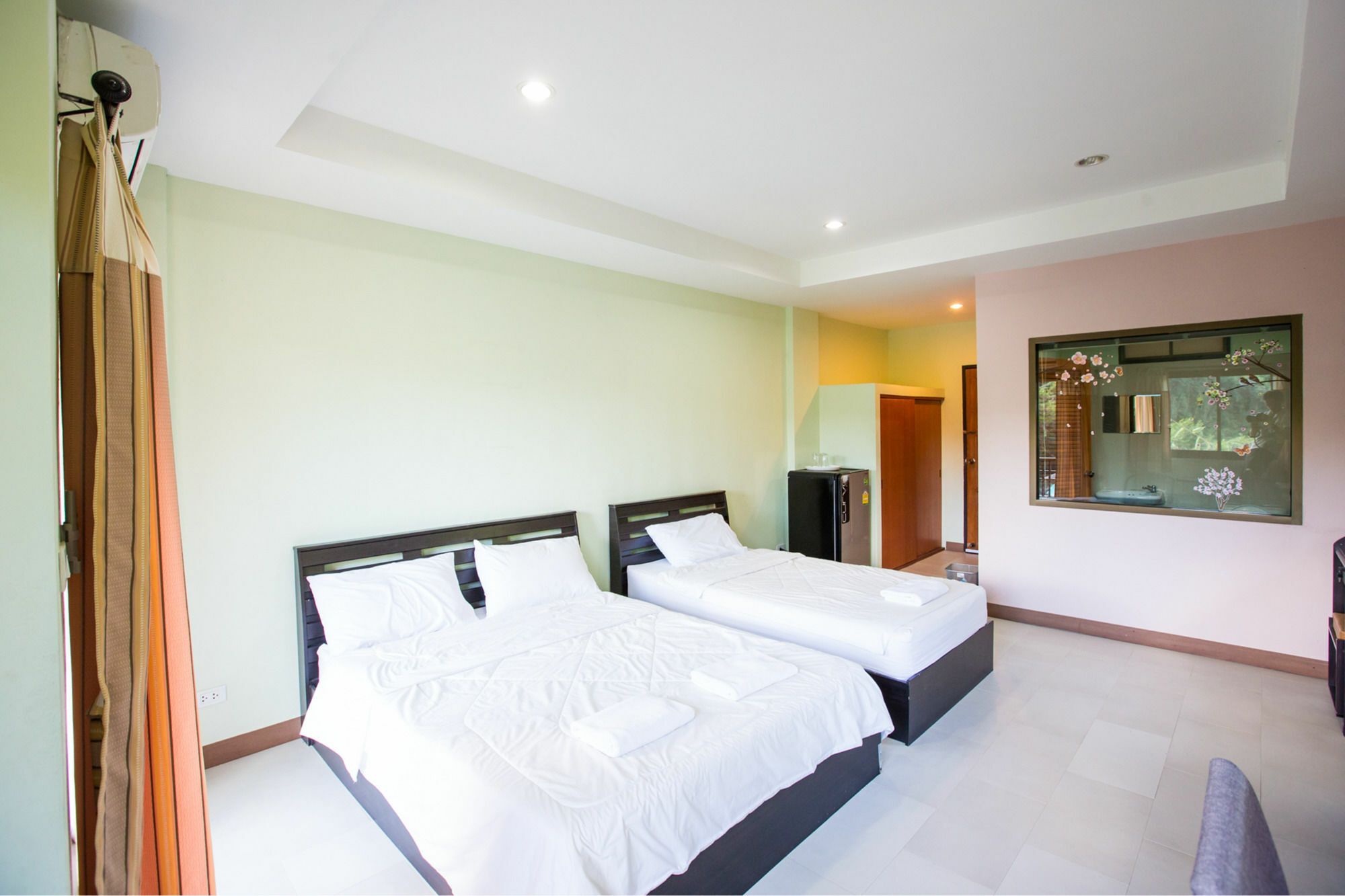 Banlanna Hotel Lampang Bagian luar foto