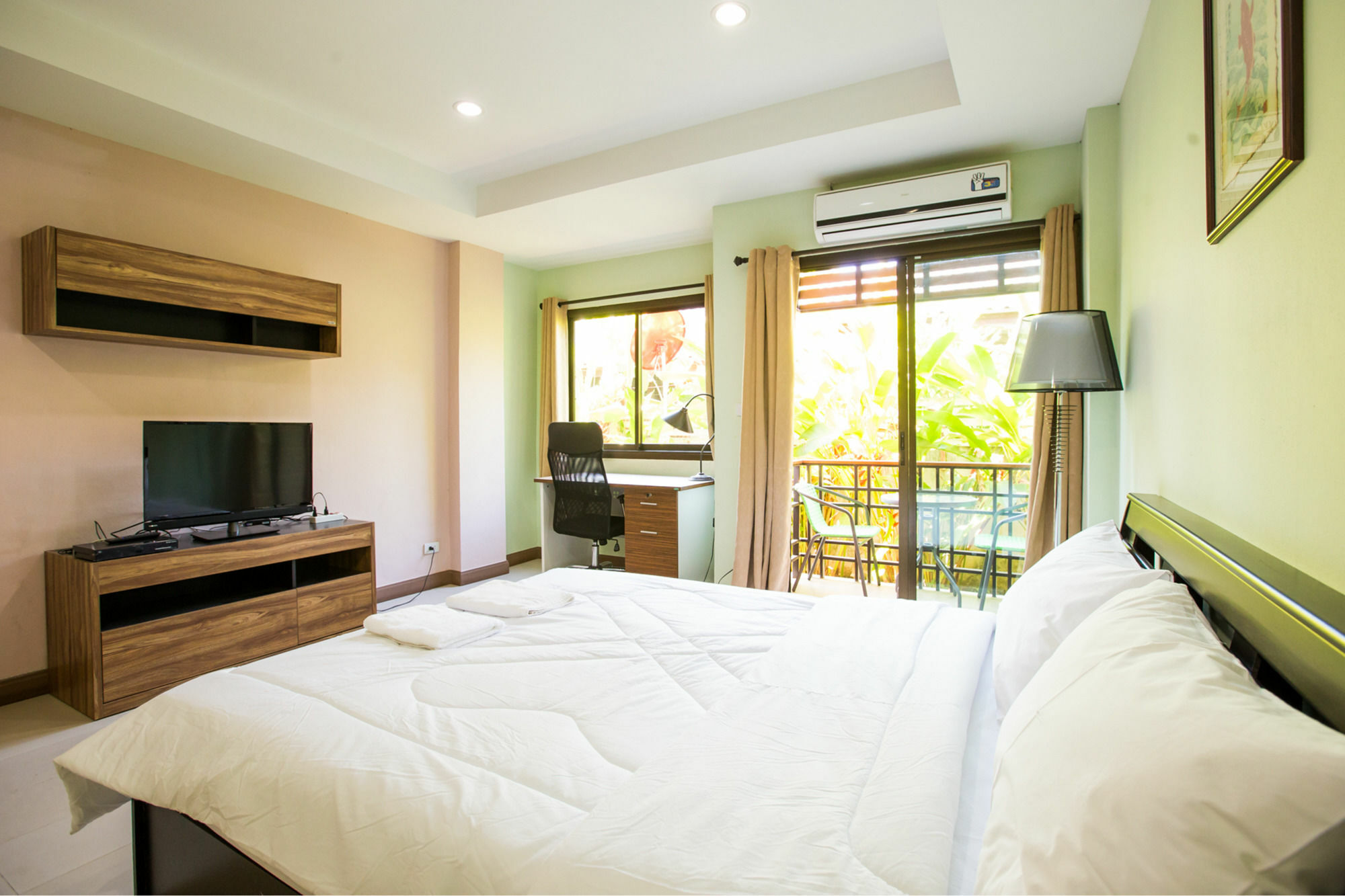 Banlanna Hotel Lampang Bagian luar foto