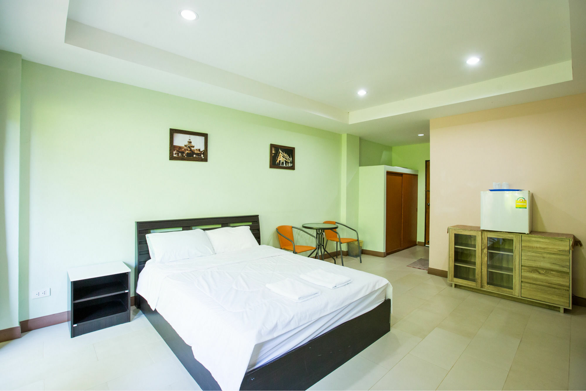 Banlanna Hotel Lampang Bagian luar foto